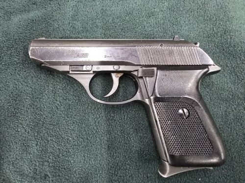 Sig Sauer P230 calibre .380 1 carg.